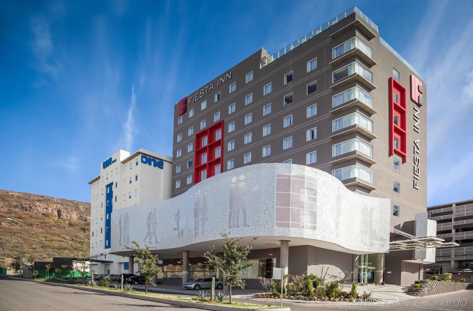 Fiesta Inn Queretaro Centro Sur Zewnętrze zdjęcie